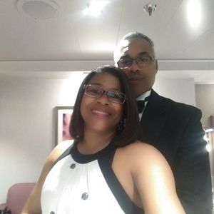 Meet your Posher, Cecie